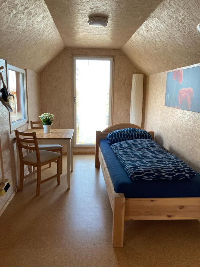 Schaeferwagen Auf Dem Biogut-Saalkow Hotel Gustow  Kültér fotó